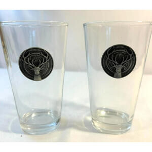 Set of 2 Pint Glasses with Stag Deer Medallion Emblem – Barware Gift